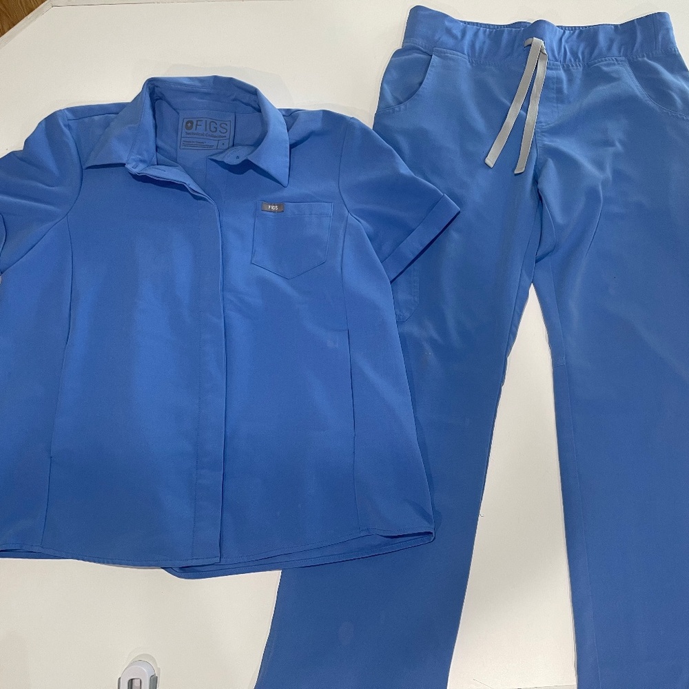 Figs scrubs